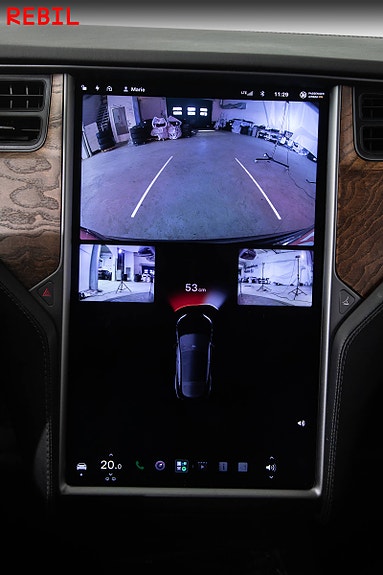 Tesla Model S 19 of 30