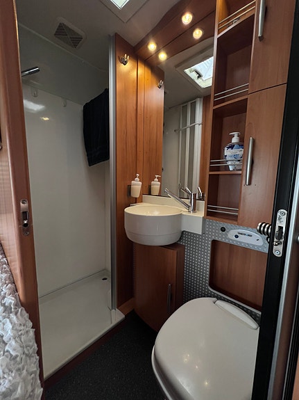 Hymer SL654 8 of 17