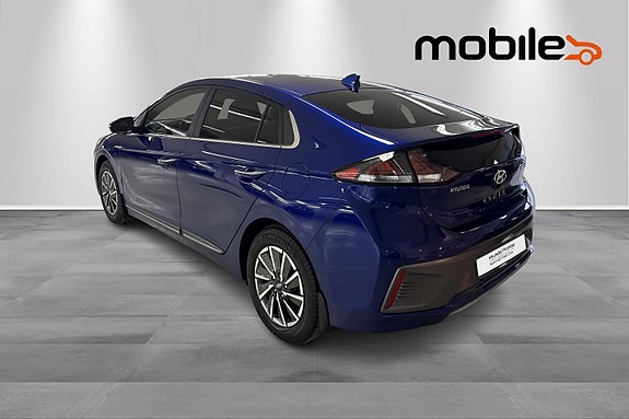 Hyundai IONIQ 4 of 30