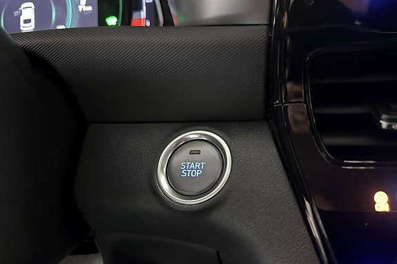Hyundai IONIQ 27 of 30