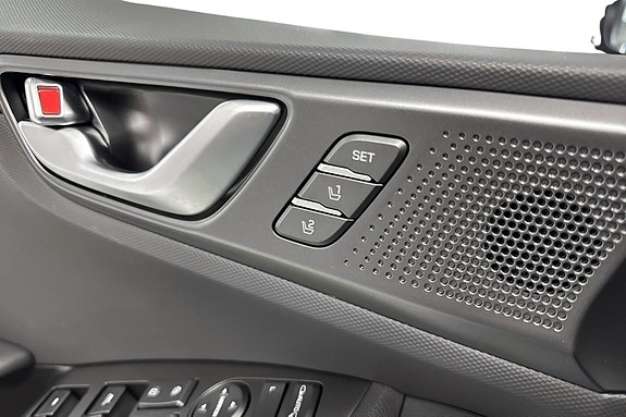 Hyundai IONIQ 25 of 30