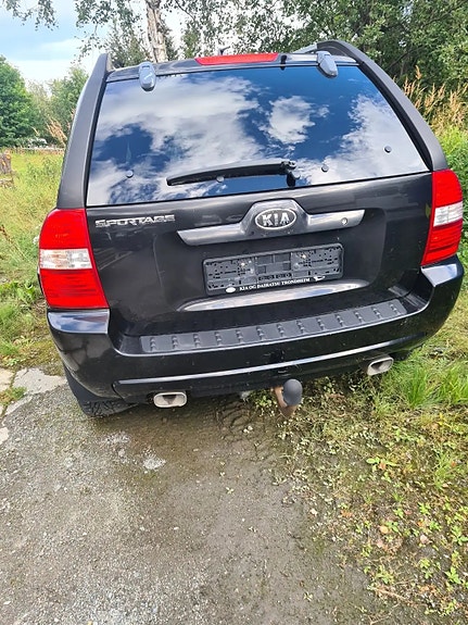 Kia Sportage 2 of 4