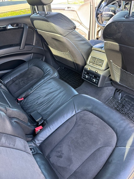 Audi Q7 9 of 9