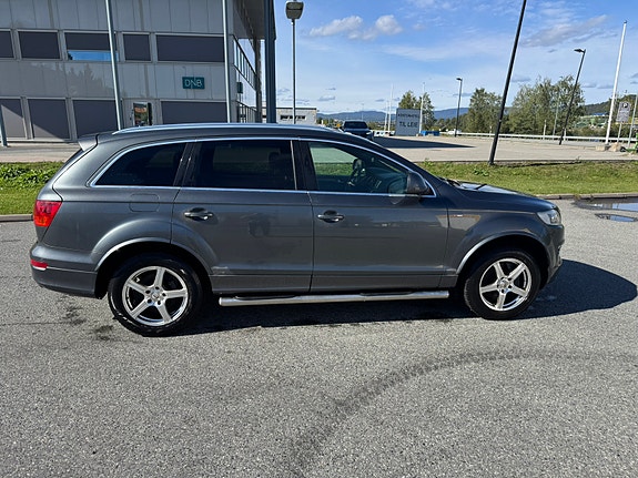 Audi Q7 5 of 9