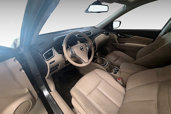 Nissan X-Trail 9 of 20