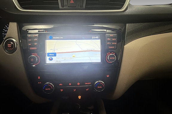 Nissan X-Trail 17 of 20