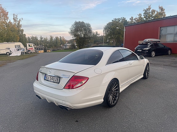 Mercedes-Benz CL63 8 of 30
