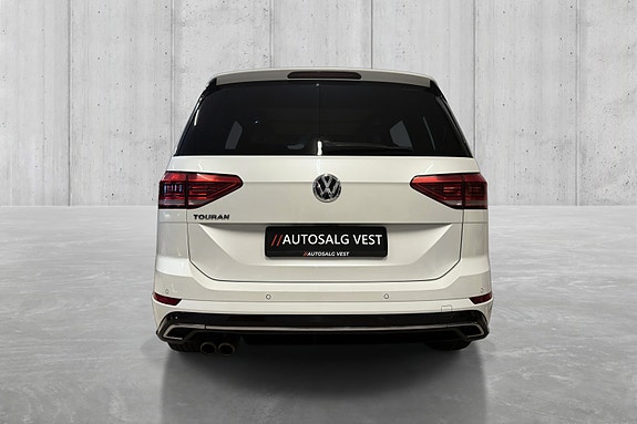 Volkswagen Touran 4 of 30