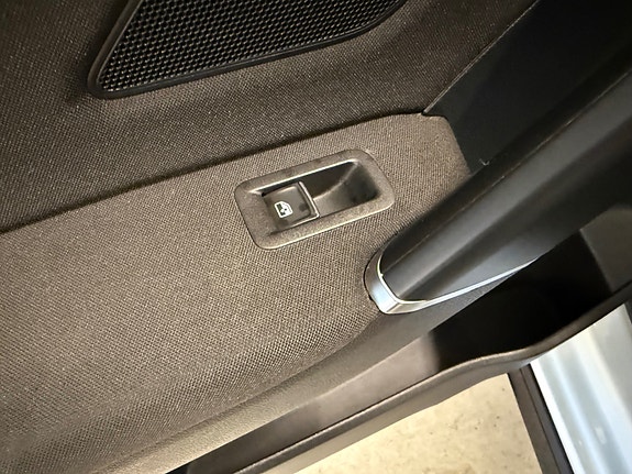 Volkswagen Touran 30 of 30
