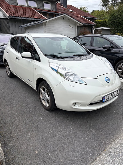 Nissan Leaf 3 of 19