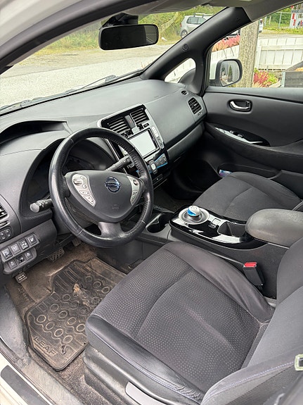 Nissan Leaf 11 of 19