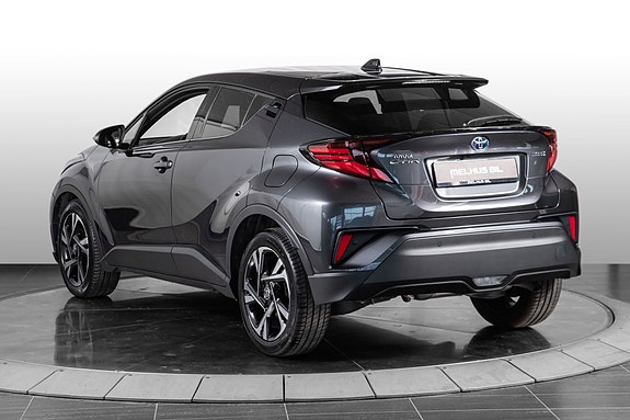 Toyota C-HR 6 of 24