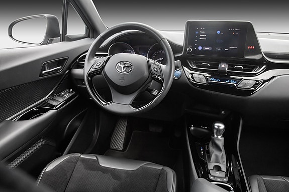 Toyota C-HR 21 of 24