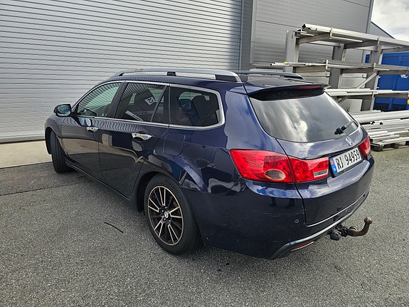 Honda Accord 7 of 30