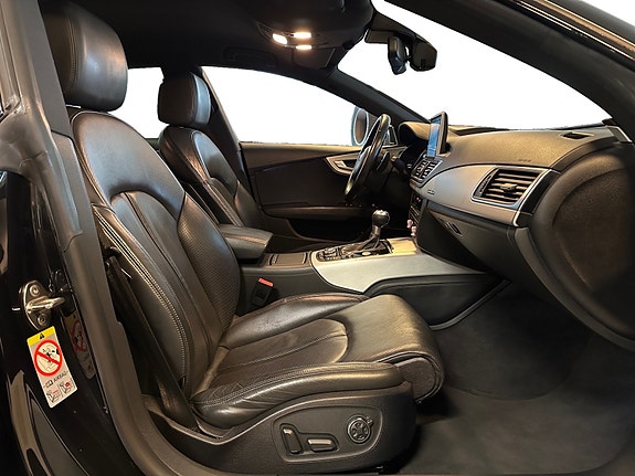 Audi A7 12 of 30