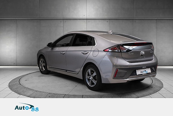 Hyundai IONIQ 3 of 21