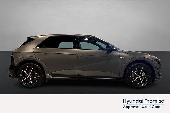 Hyundai Ioniq 5 8 of 23