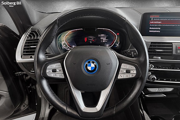 BMW iX3 23 of 30