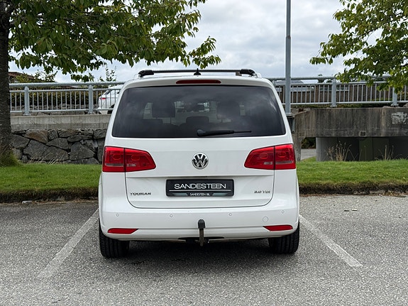 Volkswagen Touran 6 of 25