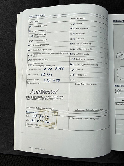 Volkswagen Touran 21 of 25