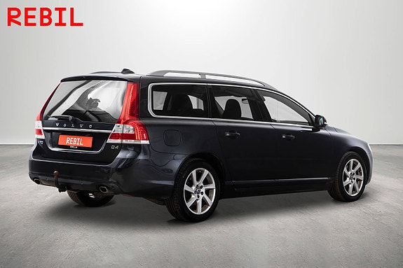 Volvo V70 7 of 27