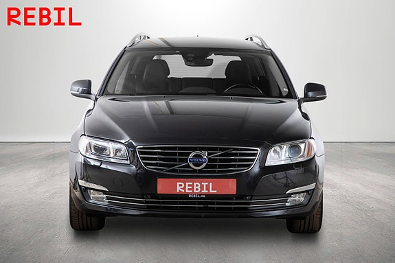 Volvo V70 3 of 27