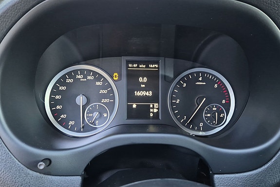Mercedes-Benz Vito 119 14 of 20