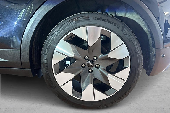 Ford Explorer 24 of 26