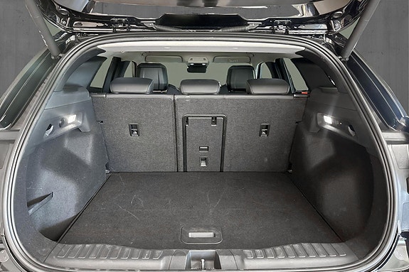 Ford Explorer 15 of 26