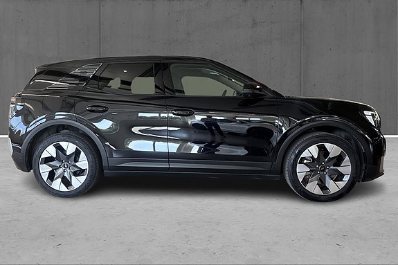 Ford Explorer 4 of 26