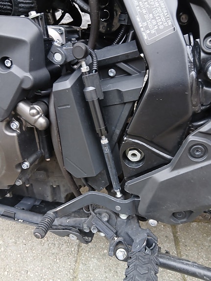Suzuki V-Strom 800DE - m alu-veskesett ++ 8 of 14
