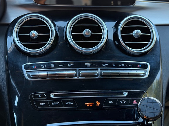 Mercedes-Benz C350 e 20 of 30