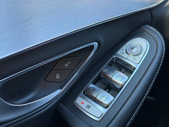 Mercedes-Benz C350 e 21 of 30