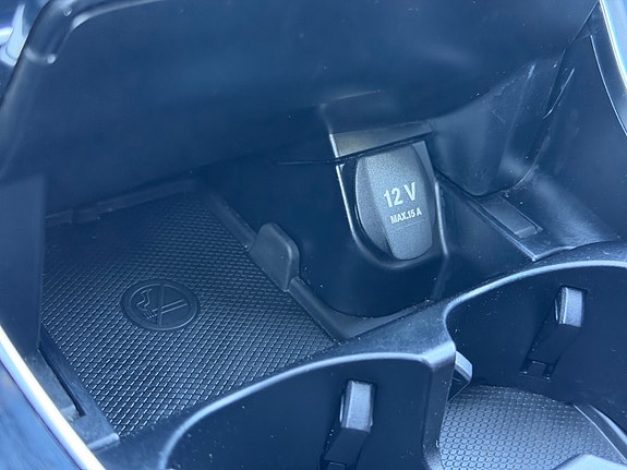 Mercedes-Benz C350 e 18 of 30