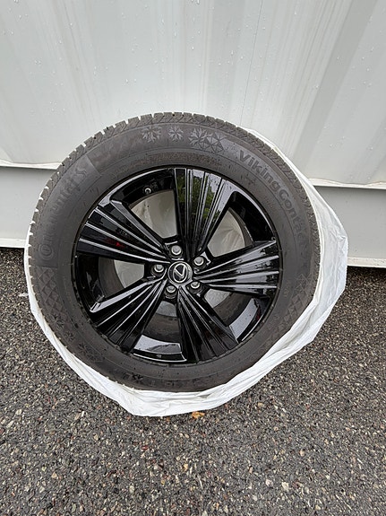 Lexus RZ450e 29 of 30