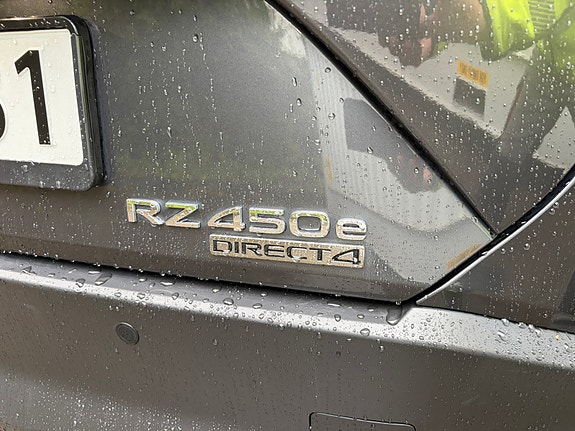 Lexus RZ450e 20 of 30