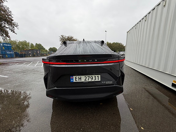 Lexus RZ450e 15 of 30