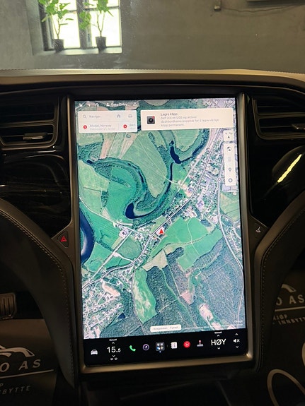 Tesla Model S 28 of 30