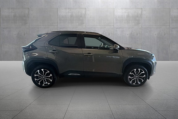 Toyota Yaris Cross 4 of 19