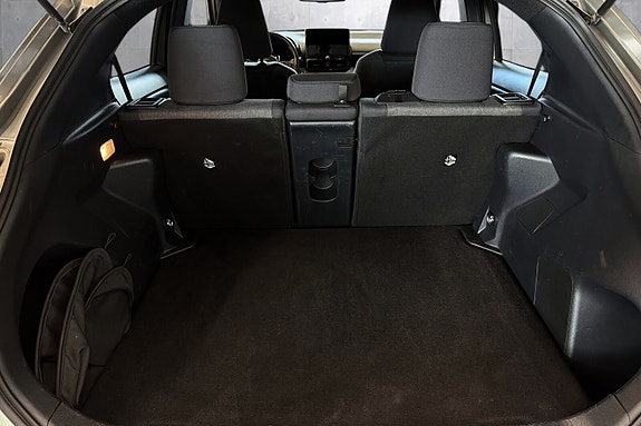 Toyota Yaris Cross 18 of 19