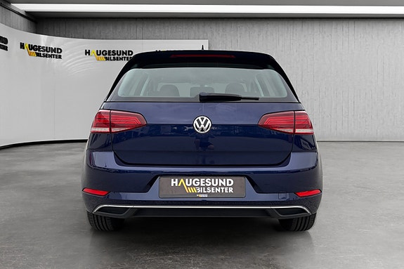 Volkswagen e-Golf VII 8 of 17