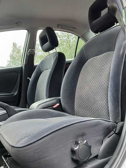 Toyota Avensis 8 of 26