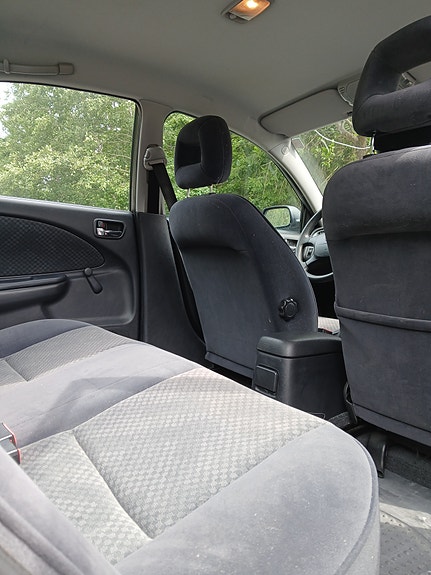 Toyota Avensis 9 of 26