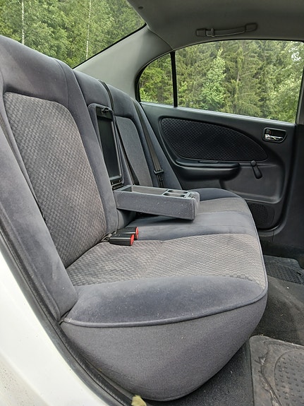 Toyota Avensis 10 of 26