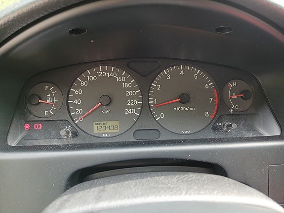 Toyota Avensis 21 of 26
