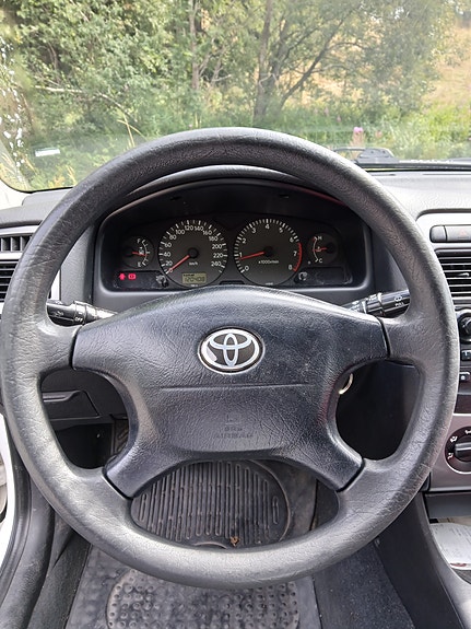 Toyota Avensis 20 of 26