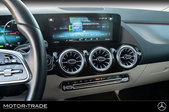 Mercedes-Benz EQA300 16 of 25