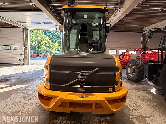 Volvo L35 4 of 30