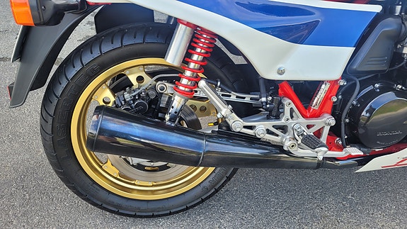 Honda CB 1100R 15 of 19