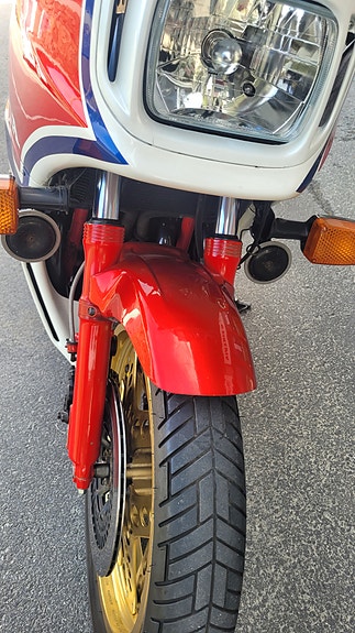 Honda CB 1100R 3 of 19